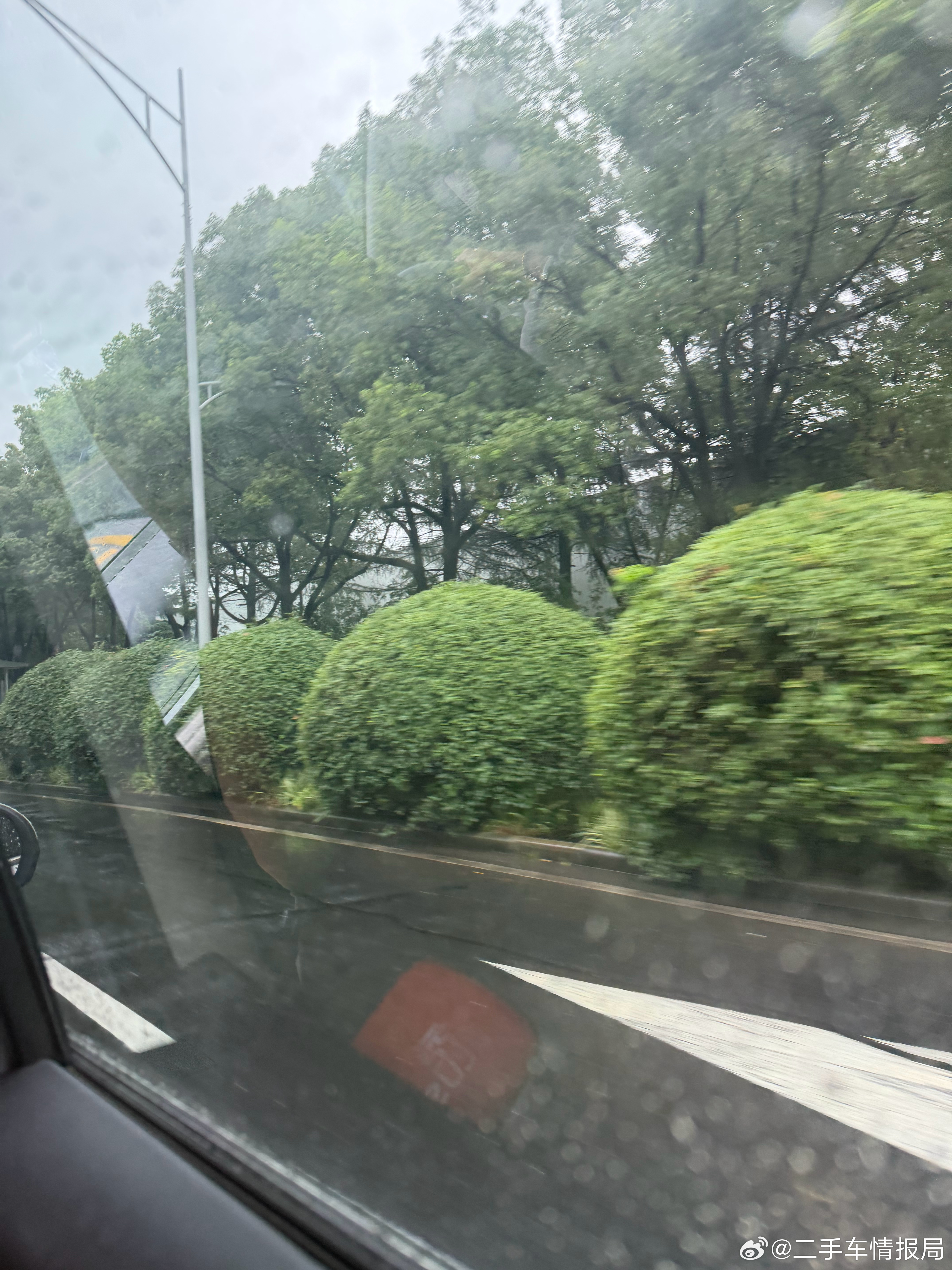 好久没出差了，还挑个这天气无敌了，就是喜欢挑战