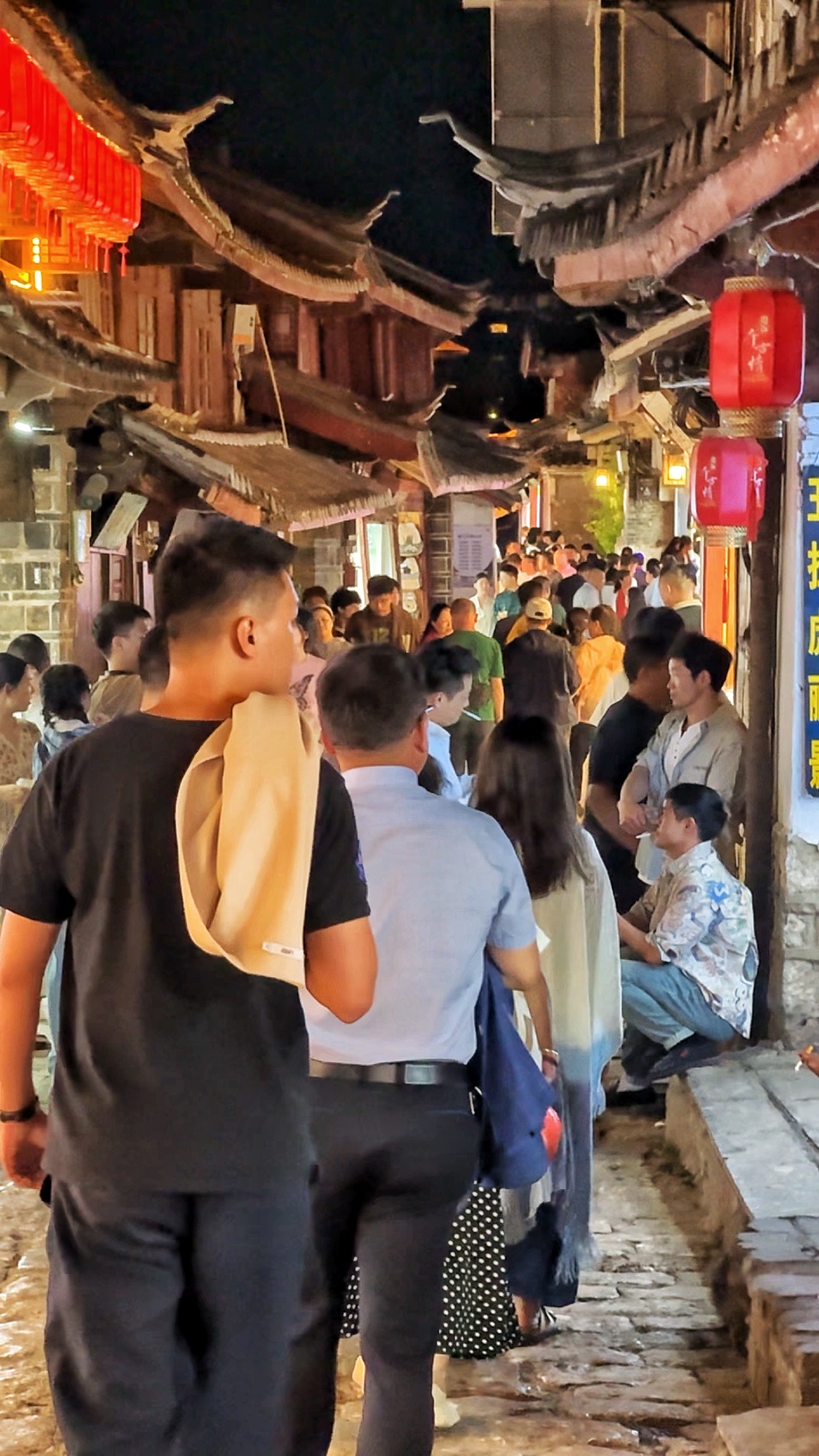 最近来丽江旅游的高考生比较多，我这边消息也是回复不过来，所以，这段时间临时来丽江