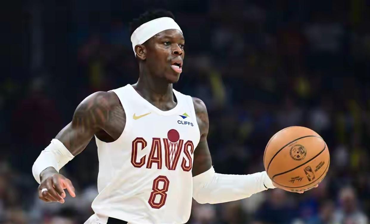 雪藏他吧！
NBA季后赛首轮G3，骑士104-126惨败猛龙，系列赛的大比分2-