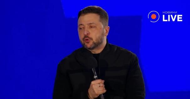 1月23日，乌克兰总统泽连斯基参加了第二届全国优秀青年论坛，在论坛上，他重点谈到