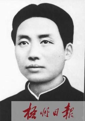 遇事不慌，方为男人
 
真正的男人，从不是没有烦恼，而是懂得如何面对问题。
 