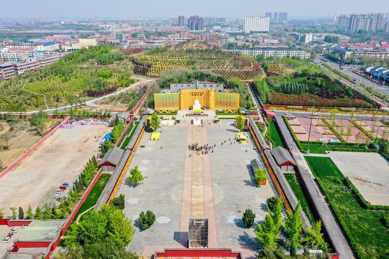 黄帝故里到底在哪，目前很多人认为在河南新郑。新郑古为有熊氏之国，是轩辕黄帝降生地