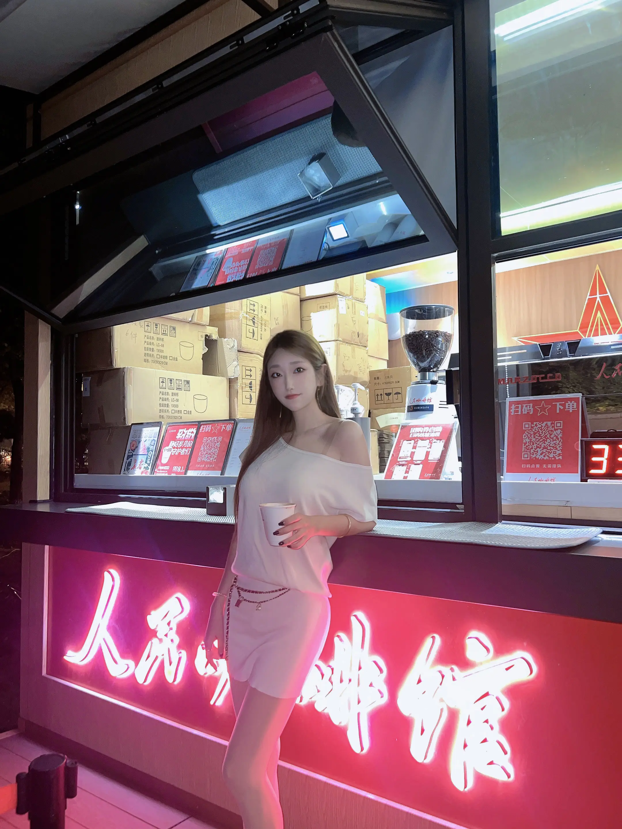 我会把自己养的好好的 让你靠近我的时候都得掂量掂量自己够不够格