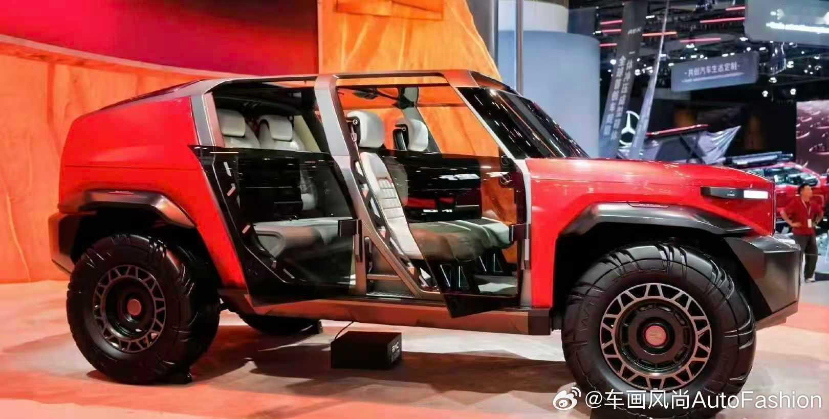 【采用“无门设计”，北京越野发布ELMT Max未来原型车】11月21日，北京越