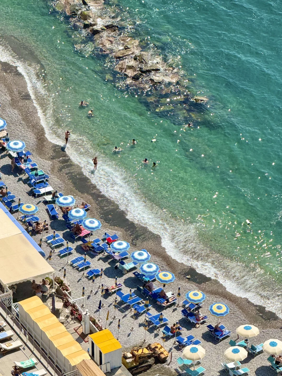 🐚 想做这里的一粒石，一片帆，一只鸥。