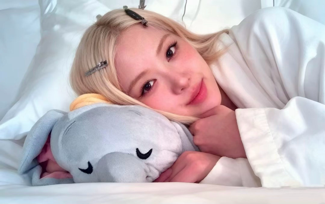 ROSÉ 朴彩英kpop三奢女帝 朴彩英唯一主唱 可是宝贝你好可爱 甜晕了𖦹‎