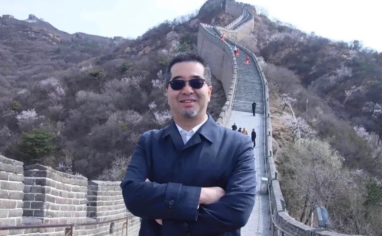 马英九秘书长萧旭岑揭“二会”细节表示10天多的行程安排的非常满，年轻人20多岁都