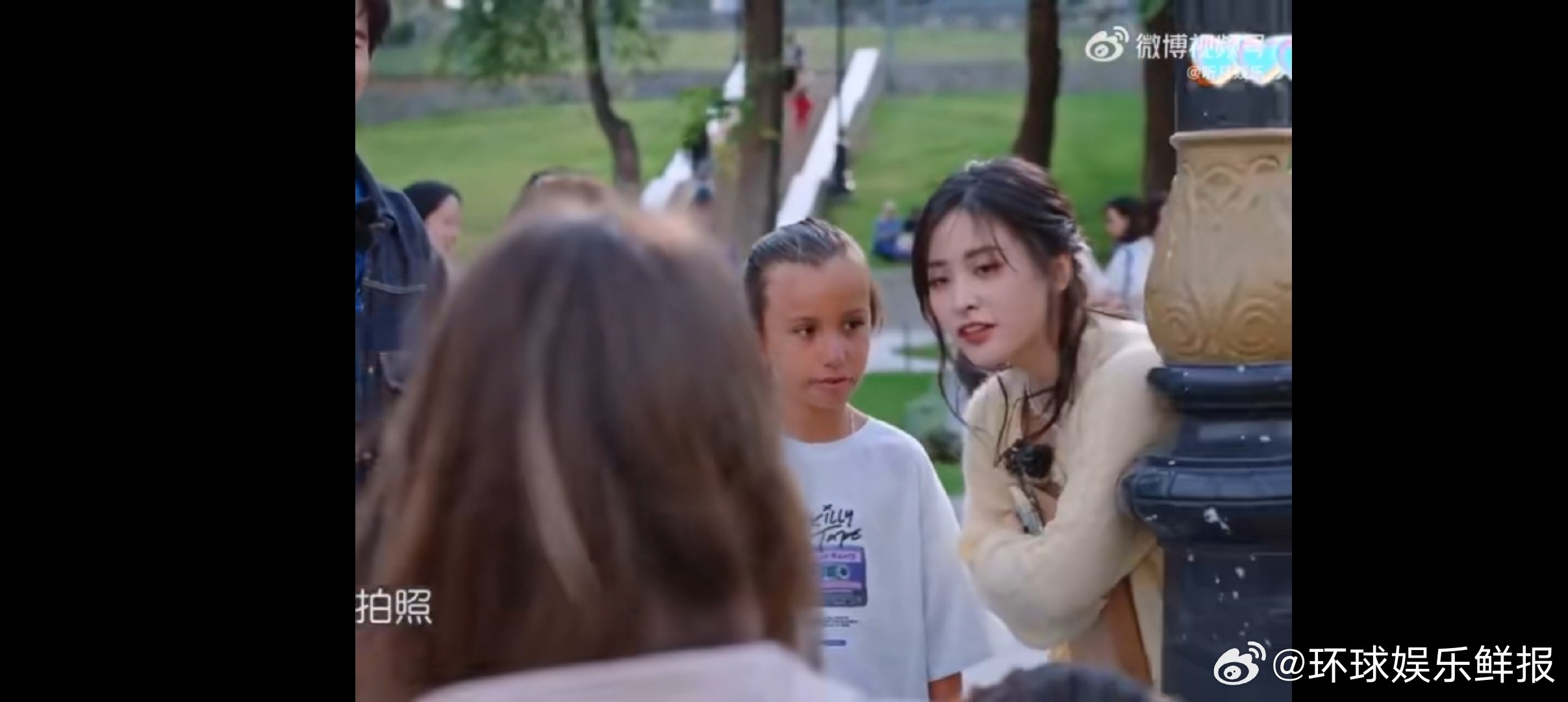 黄晓明和沈月这段对话挺自然的！他满眼羡慕的样子，没有什么刻意设计，就是很真实的反
