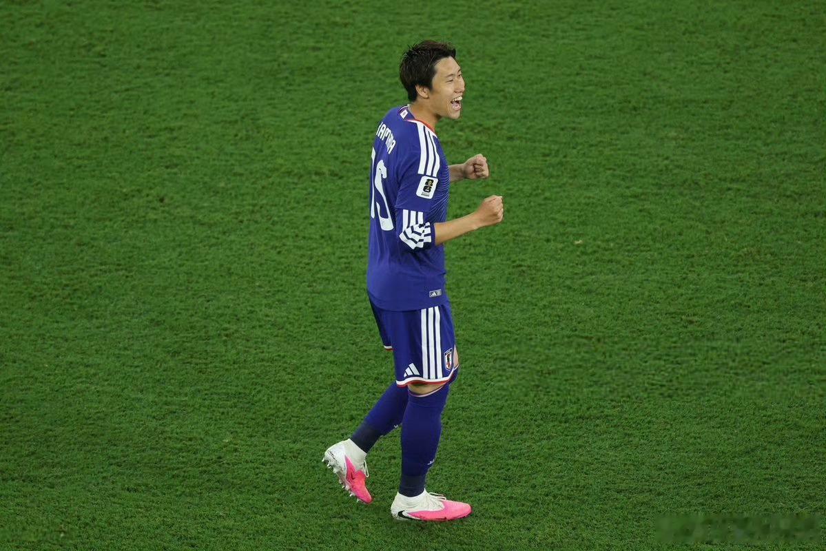 突尼斯vs日本突尼斯应该是这届世界杯防守最弱的球队了吧 