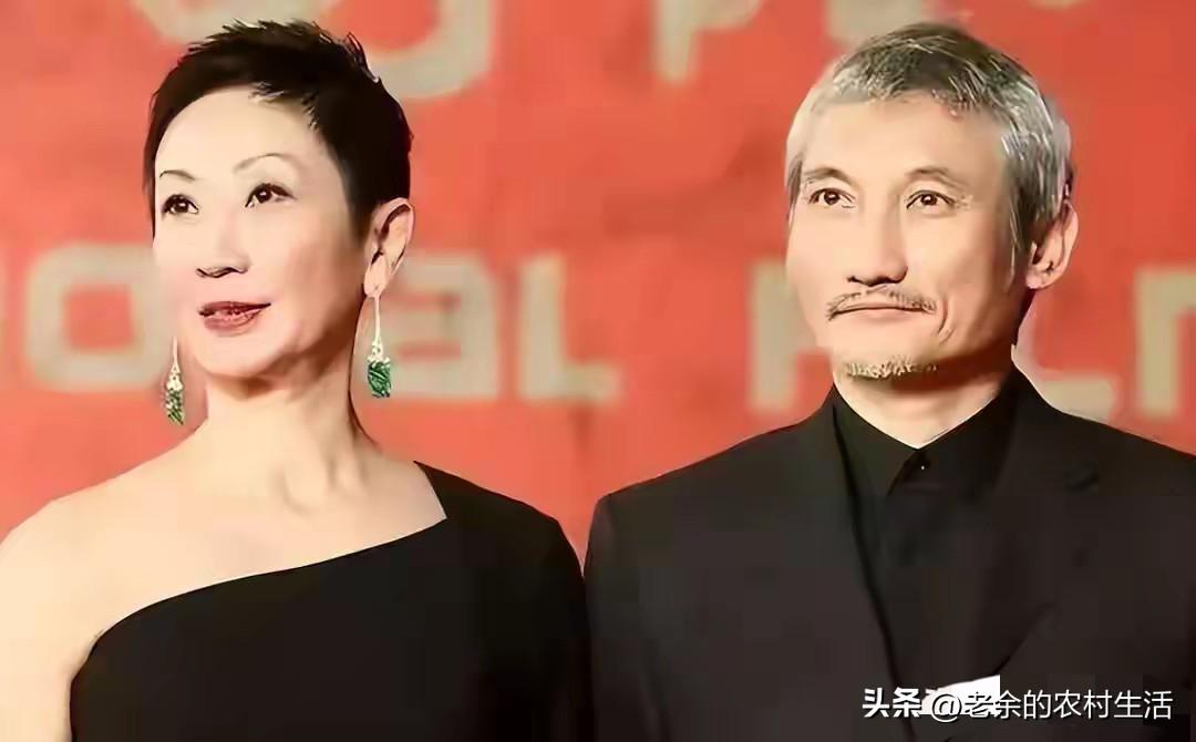 女人一辈子不要太傻了
女人一辈子要为自己而活

施南生就是最好的例子
一辈子都在