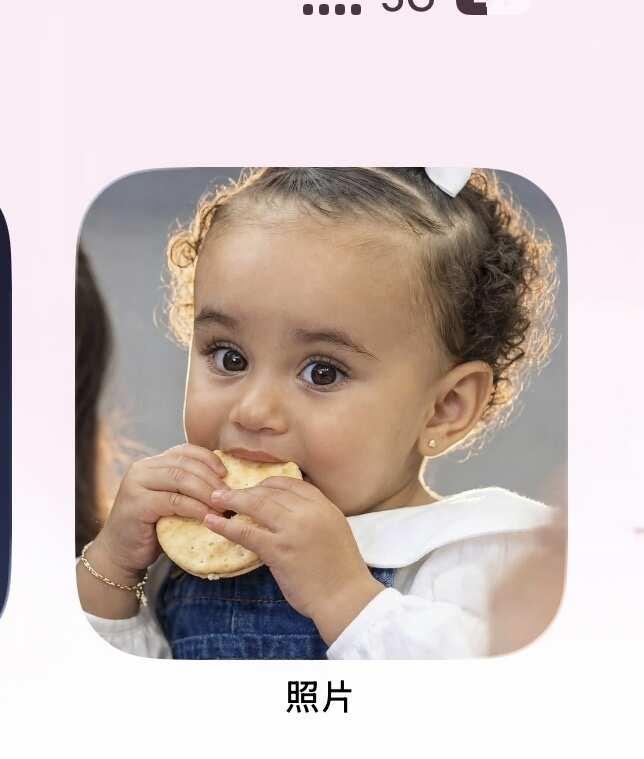 被桌面小组件弹出来的memel萌到啦🥰
mel手机相册 锁屏小组件