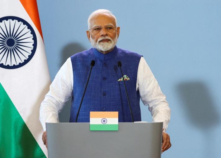 特朗普说莫迪不买俄油了？印度否认三连：我不是、我没有、别瞎说
 
特朗普刚说过莫