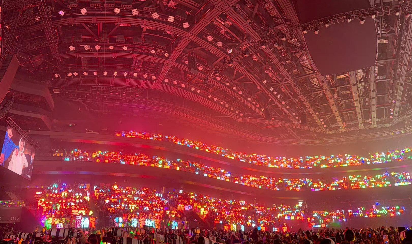 苏新皓荣耀之战day2红海苏新皓荣耀之战day2红海，感觉比昨天更多了