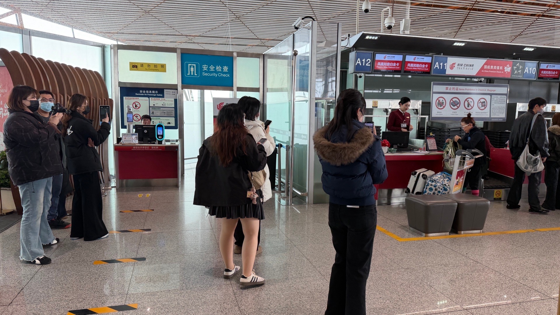 好像又遇到明星啦！高双星！是不是！ 