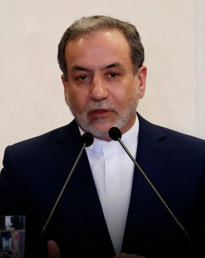 中国和伊朗谈妥了
 
北京时间3月24日，伊朗一通电话直接打给了中国，其目的很明