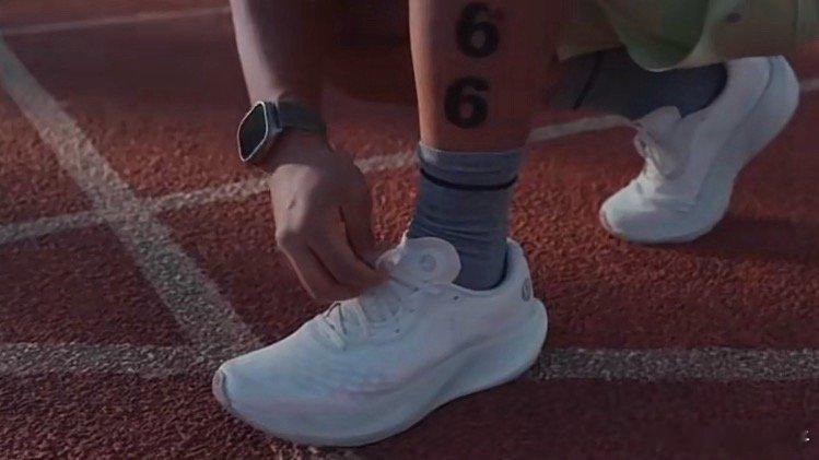 独臂之下是0.5倍速人生真的好坚强！