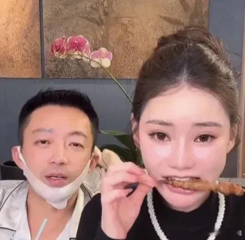 前妻: 我老公特别爱吃烤串 然后，满屋子都是孜然味 我很不喜欢  小梅 我最大的