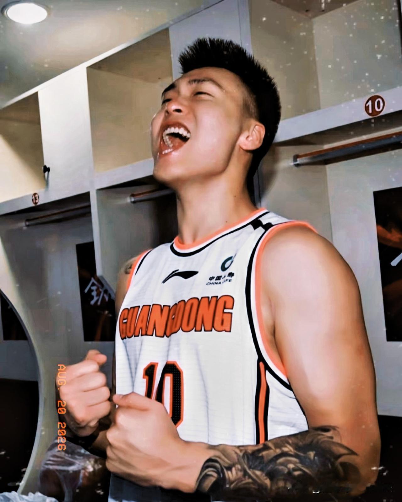 交易赵睿和徐昕，是广东宏远近10年来最失败的交易，至少拿两个冠军，送走一个能抗能