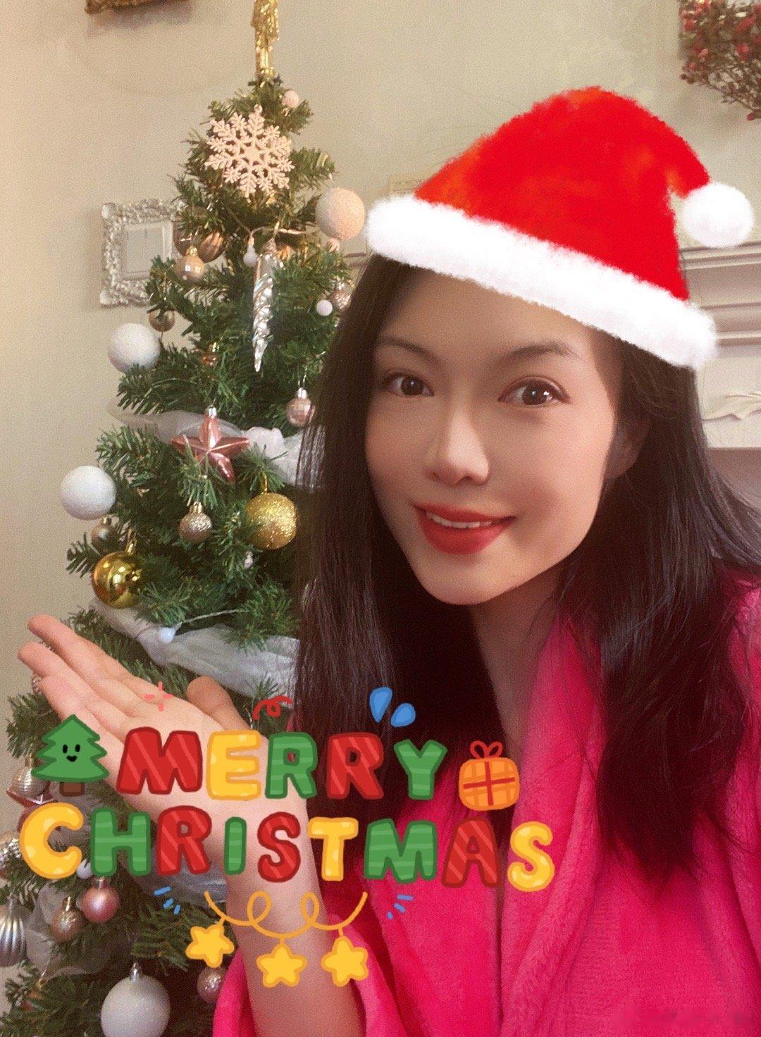 过了圣诞就是新年祝各位圣诞快乐 新年快乐🍾️🎉🎊 ​​​