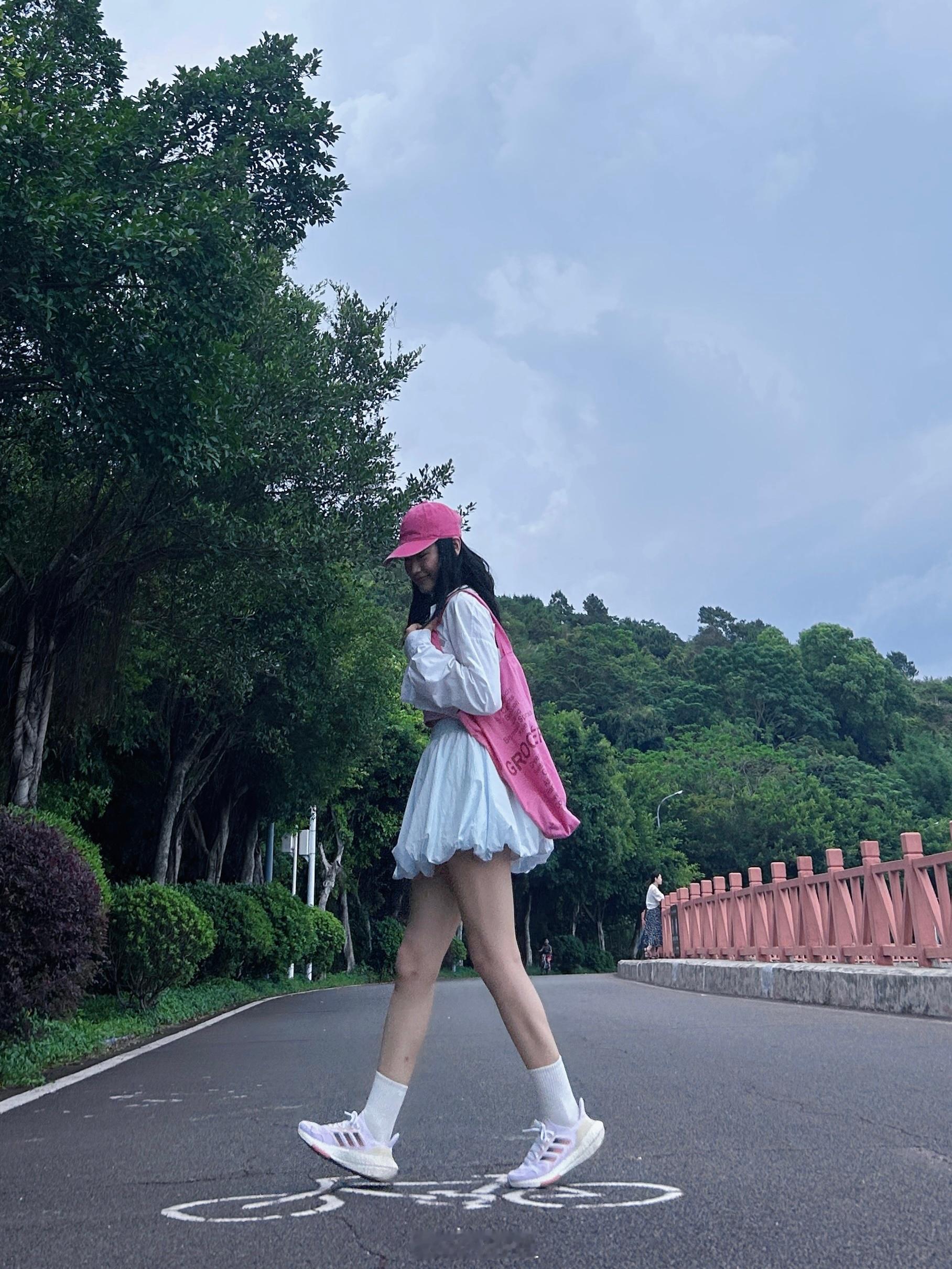 夏天到啦该做什么🚴🏻‍♀️⛰️🏃🏻‍♀️……很久没一个人骑行了有时候忙了