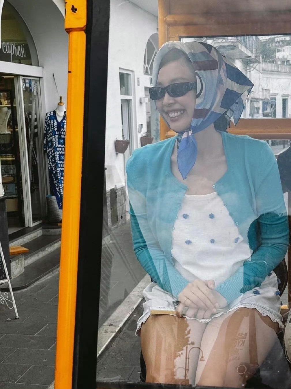 Jennie这穿搭感觉确实有点土了 ​​​