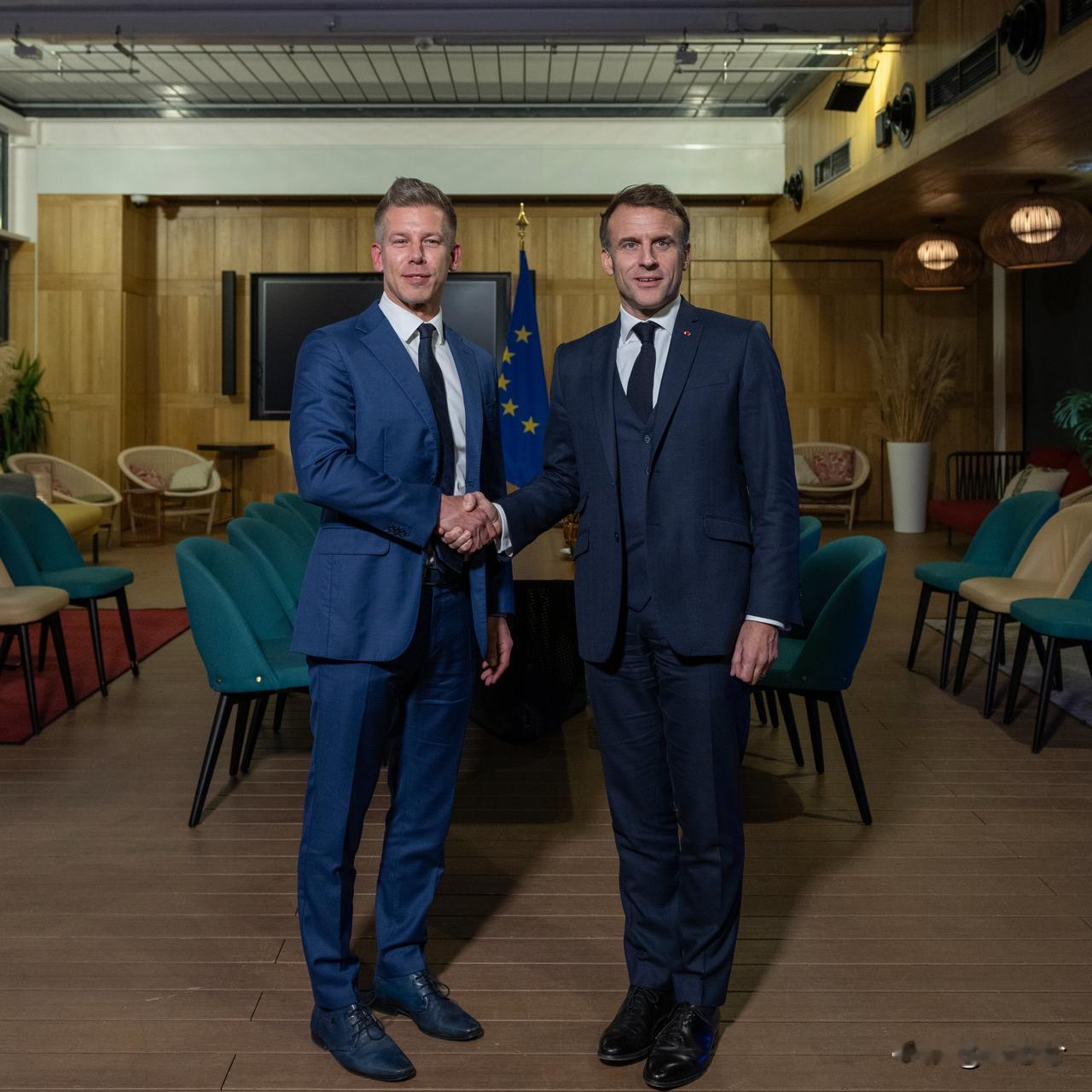 【匈牙利蒂萨党领袖誓言让国家再次成为欧盟和北约的强大盟友】

塔斯社布达佩斯4月