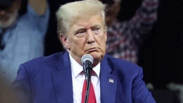 唐纳德·特朗普已正式呼吁阿拉伯国家加入以色列和美国对伊朗的战争：

“为了保持霍