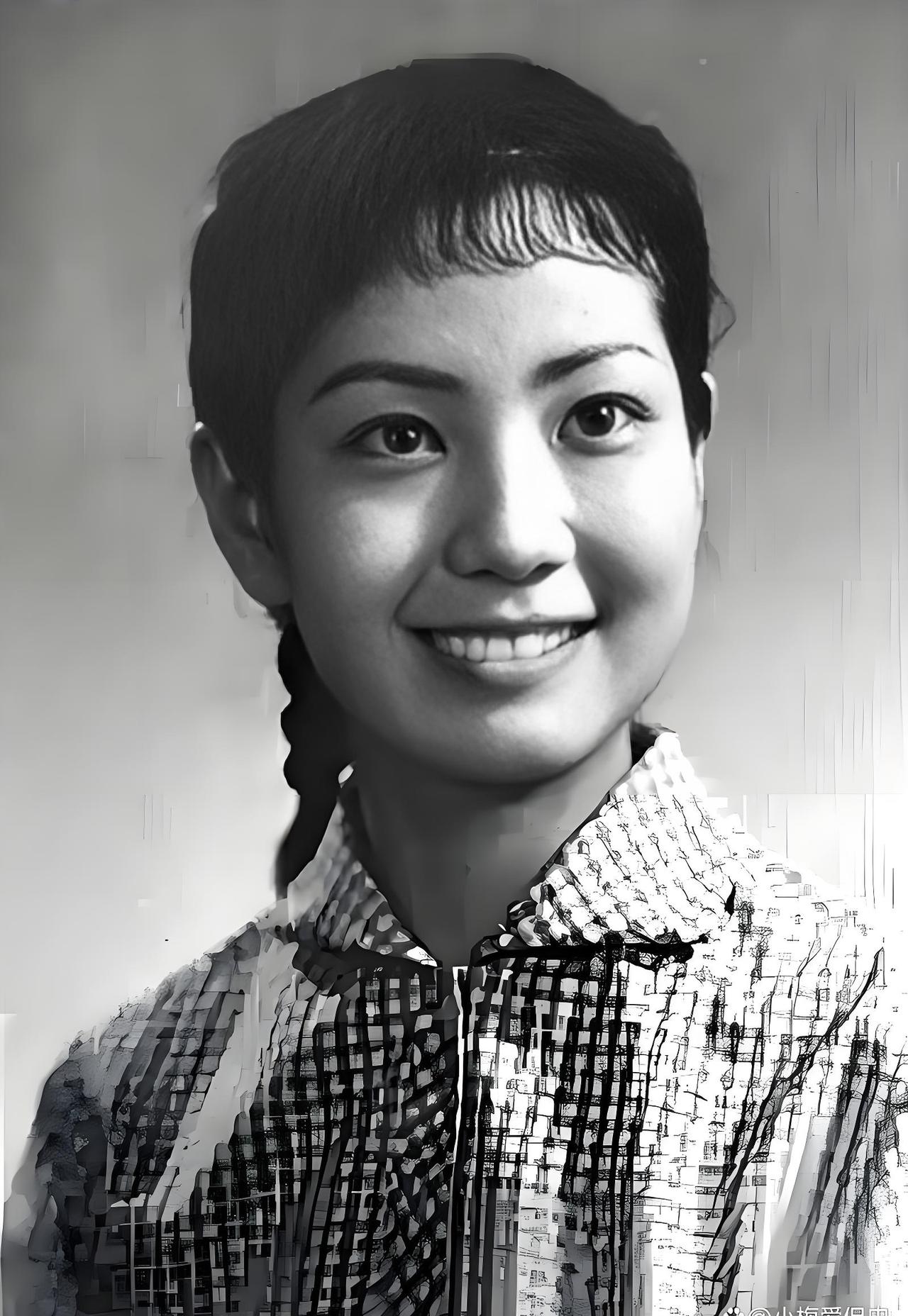 2026年8月28日，京剧名家李维康在北京逝世，享年79周岁，
她一身金嗓，博采