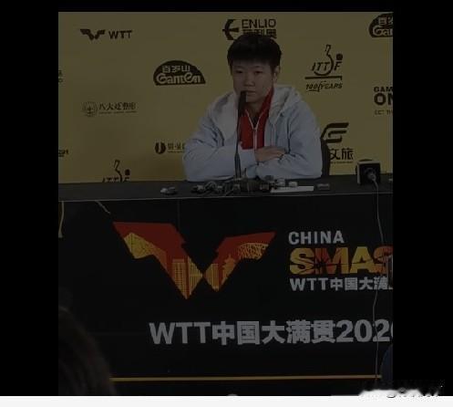建议大家都去看看湾湾的解说吧。
一针见血，
人家解说员说，像莎莎这种状态，即使是