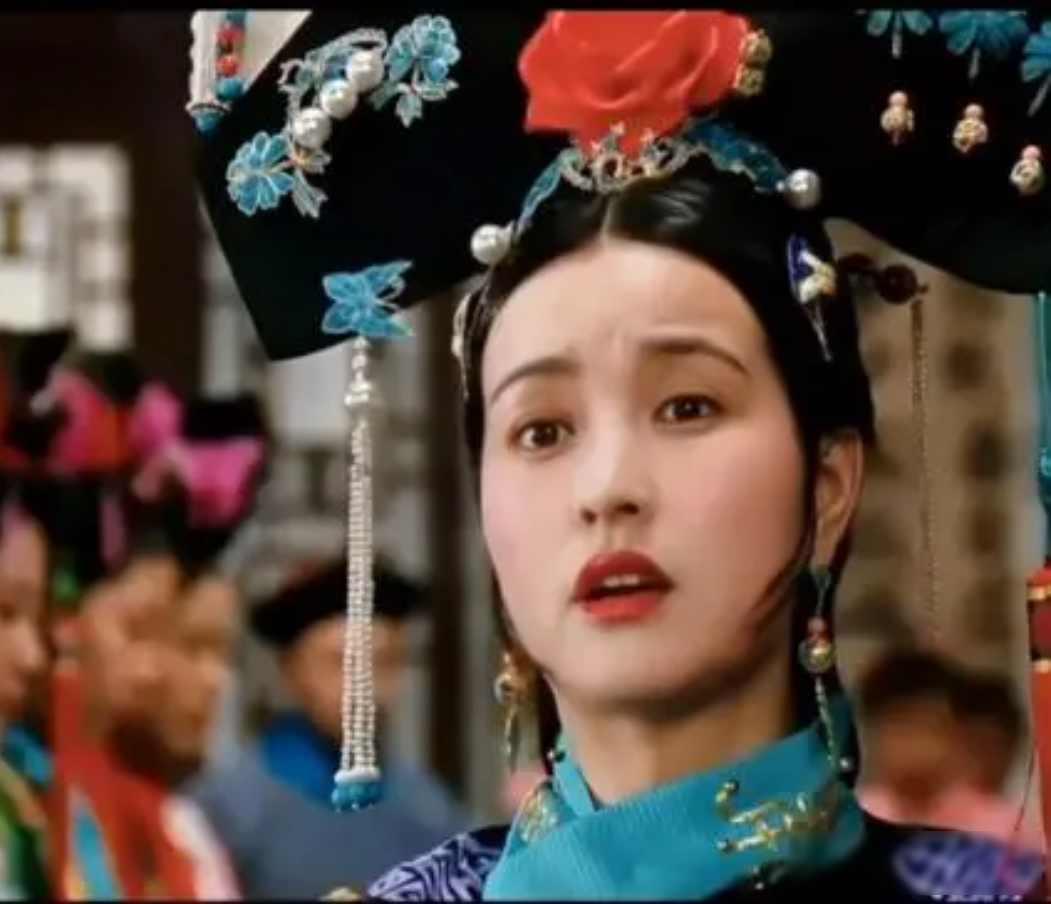 红人殒命街头，太后暗笑收场，一桩丑闻背后的帝王术！清朝末年，山东巡抚丁宝桢发了道