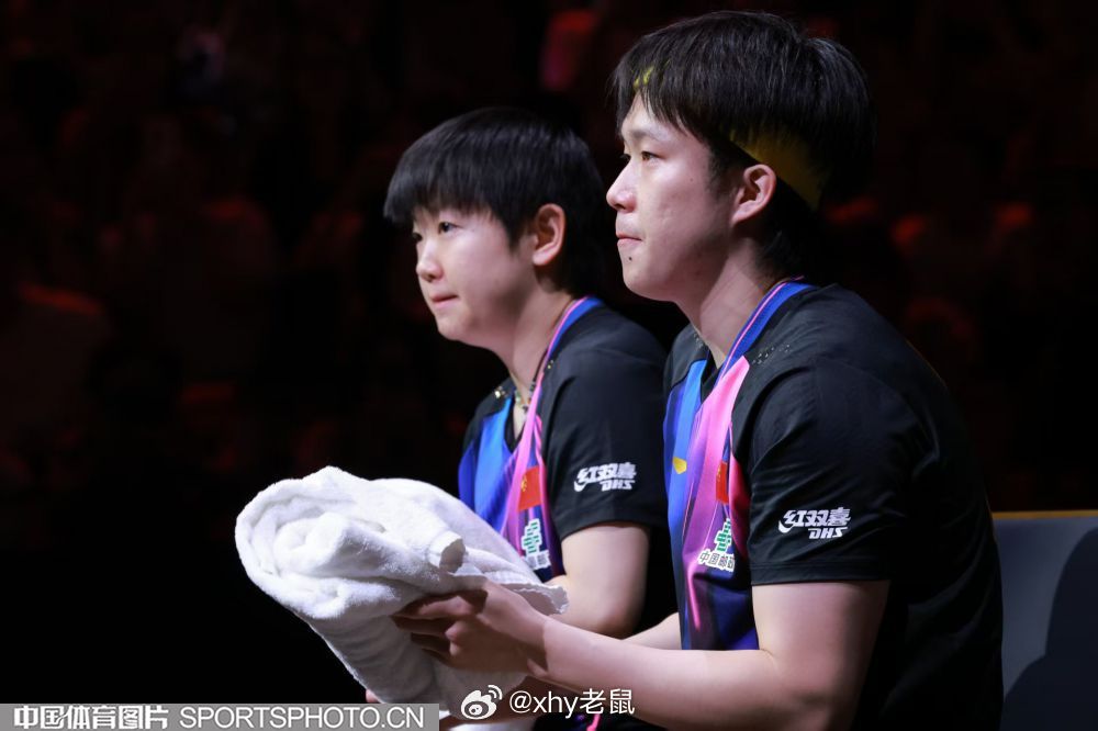 2026莎头加油孙颖莎王楚钦满屏的奖杯