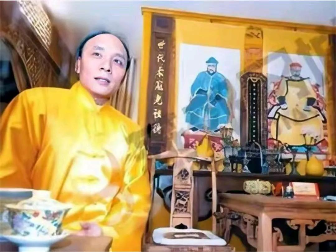 “把故宫还给我家！”2005年，多尔衮10世孙大闹火车站，非要凭借自己的贵族身份