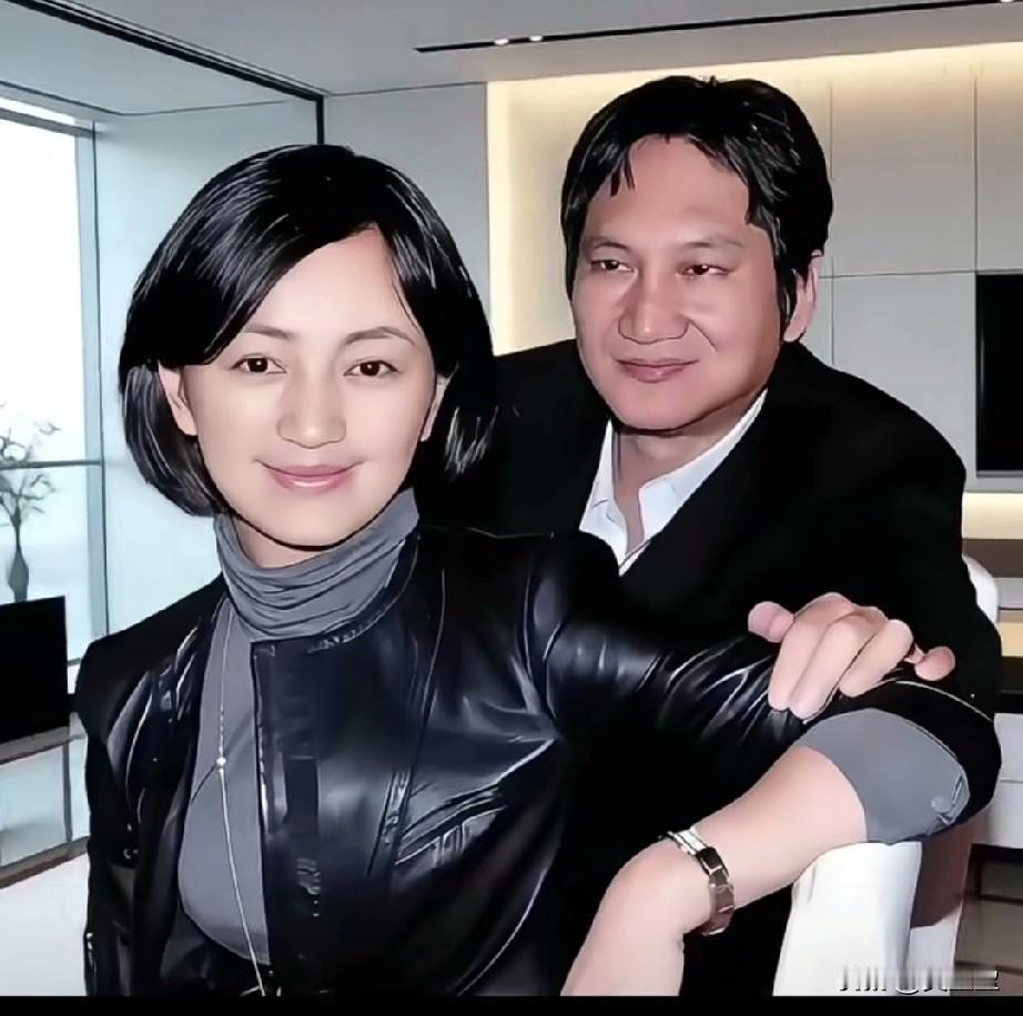 2010年罗海琼与费麒婚礼上，
费麒突然赠出3800万股份，
一句感谢妻子让全场