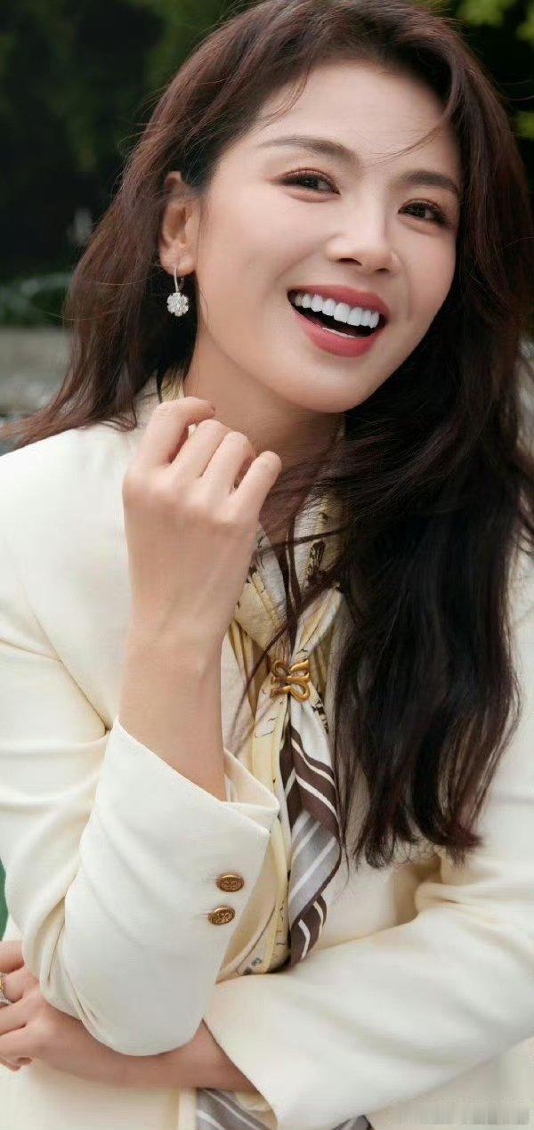 传下去刘涛要写歌了海角88号一直觉得刘涛多才多艺，不仅演技好，唱歌也很有味道。这