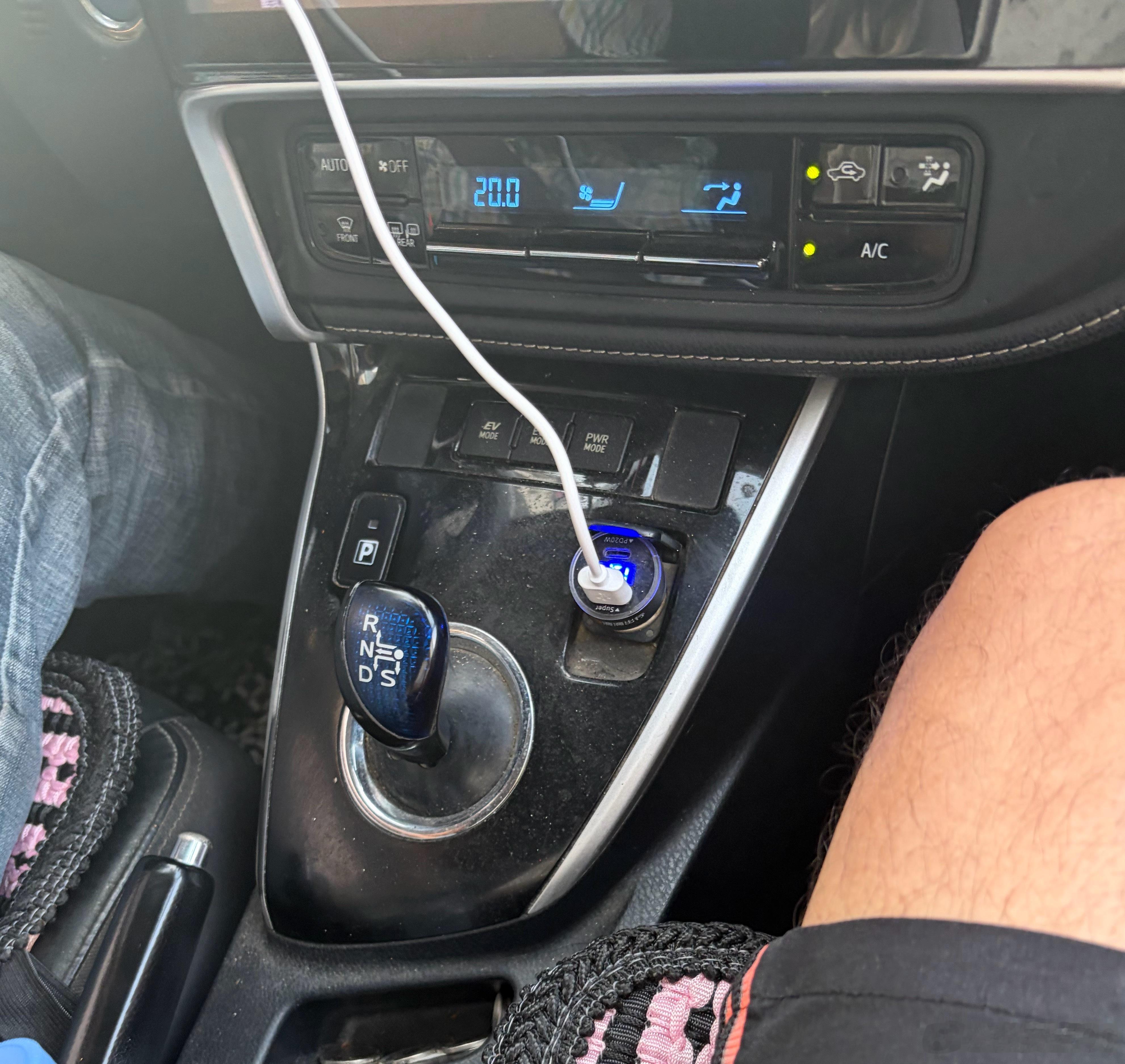 打网约车打到个油车