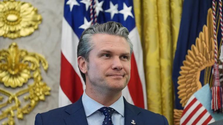 美国一直嘴硬，说自己在美伊战事中没受什么重大损失。特朗普和国防部长赫格塞思都言之