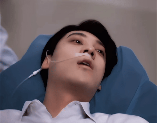 发的多因为我就是看到郑朋挨骂我很急啊我本来就不是一个很能压抑情绪的，以前大浩粉丝