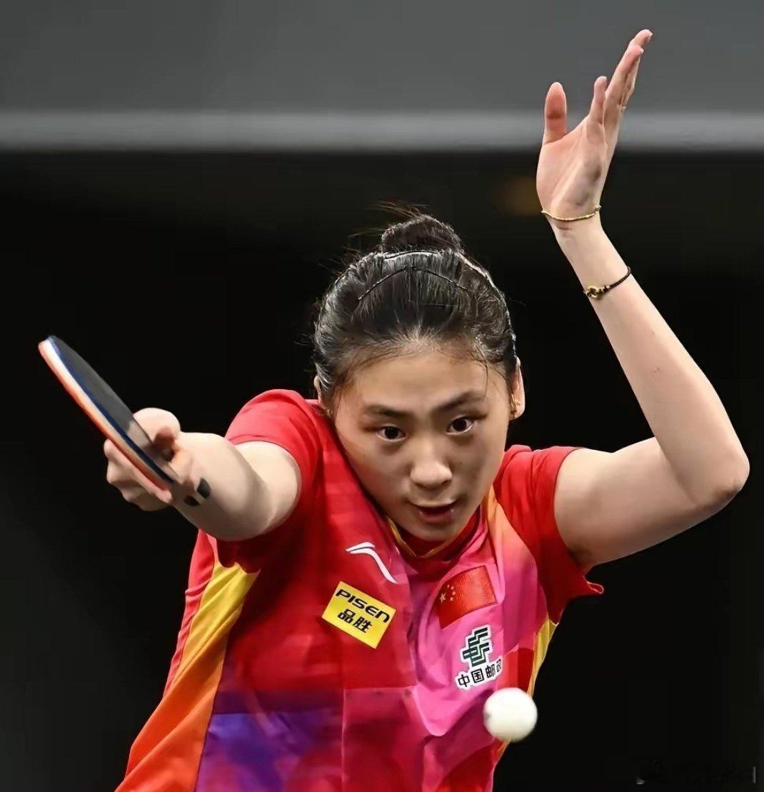 42岁的老将都难以抗衡，王励勤却依旧对她寄予厚望。新加坡大满贯赛场，21岁的陈熠