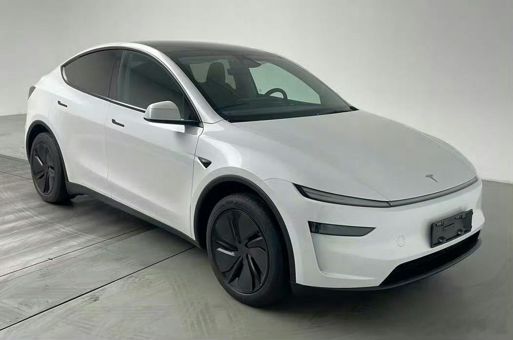 特斯拉  特斯拉新 model Y 工信部备案照片来了~这个外观确实不错，怪不得