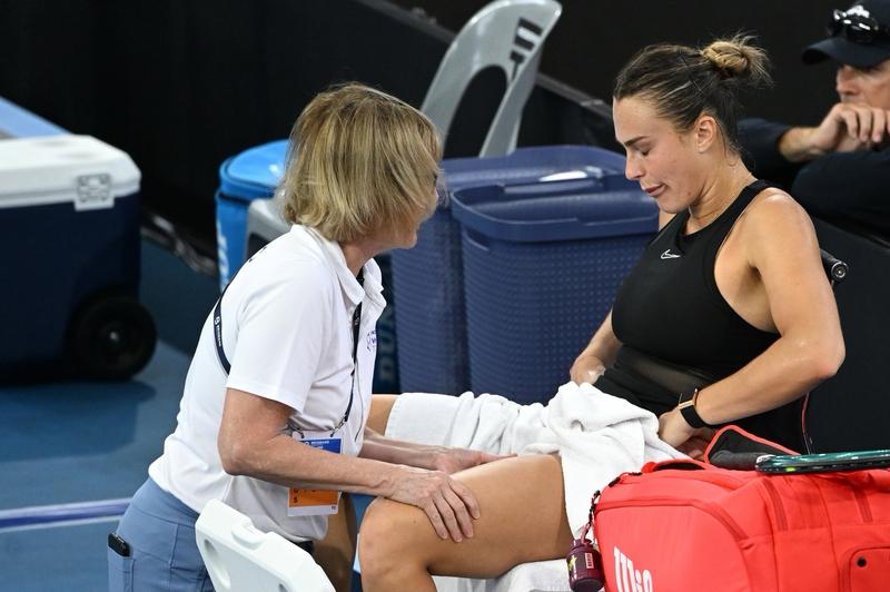 2026年1月31日，澳网女单决赛太精彩了！26岁的莱巴金娜以6比4、4比6、6