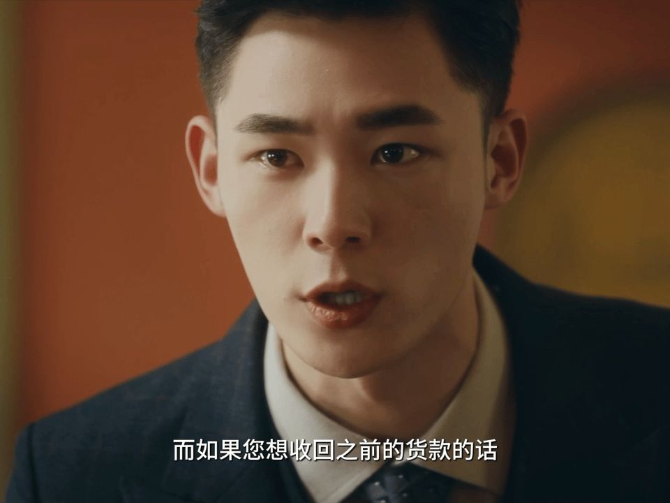 风与潮夸夸马启越的角色适配度，21岁演22岁的澳门爱国华商毫无违和感，把年轻商人