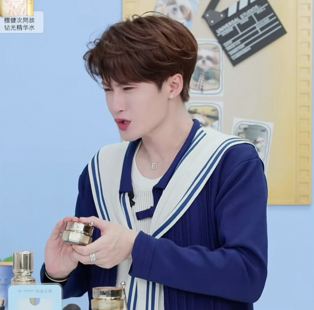 这又是从哪儿发出来的声音？ ​​​