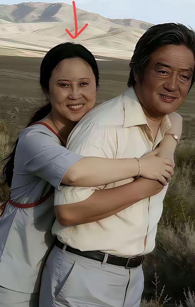 年轻时候的平心涛和琼瑶
说实话
还能看不丑
老了起了坏心思
五官是跟心走的
