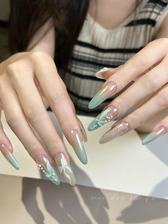 夏日限定|铃兰美甲