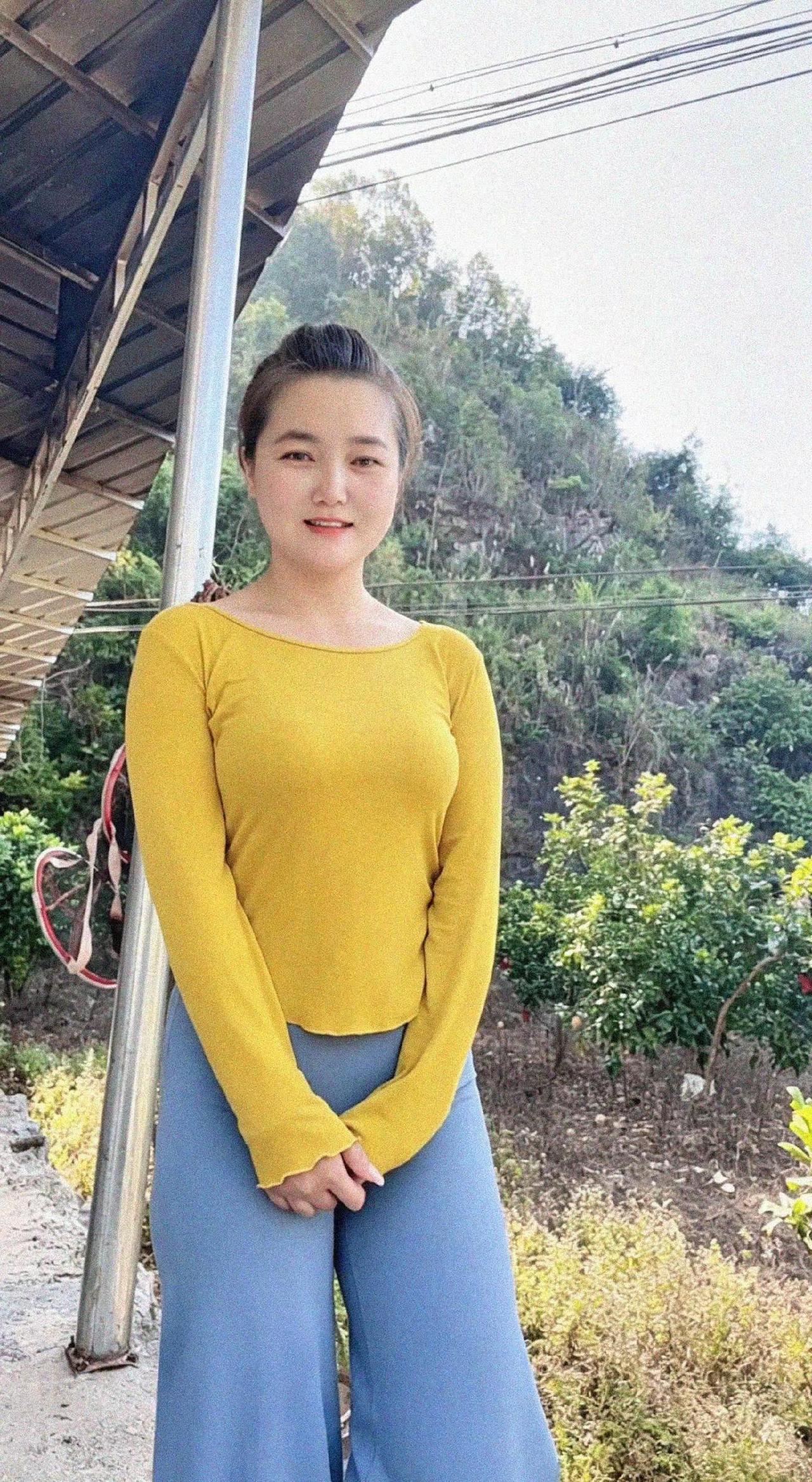 内心柔软，外表愿意精心臭美。