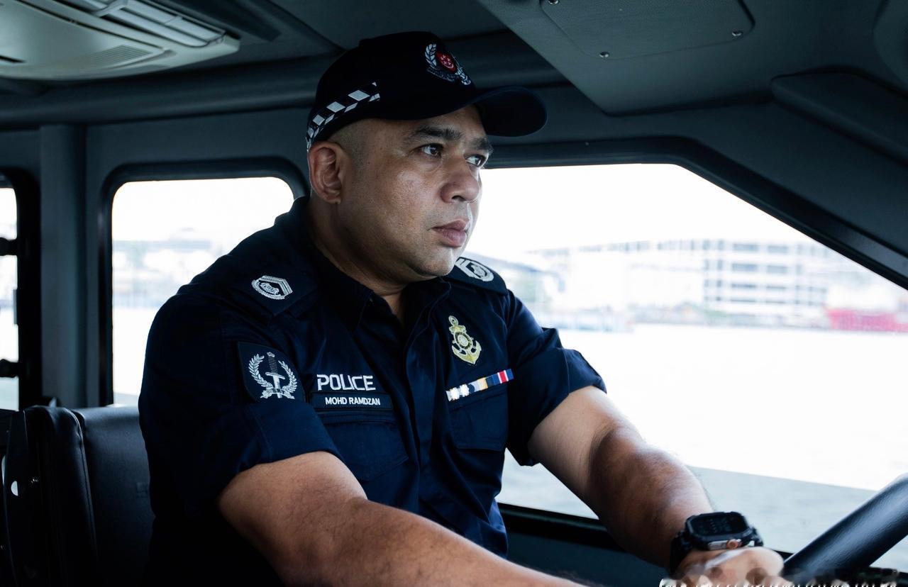 【友善拦截马国渔船获赞 海岸卫队警员：保持专业也要尊重每个人】马来西亚两名渔夫不