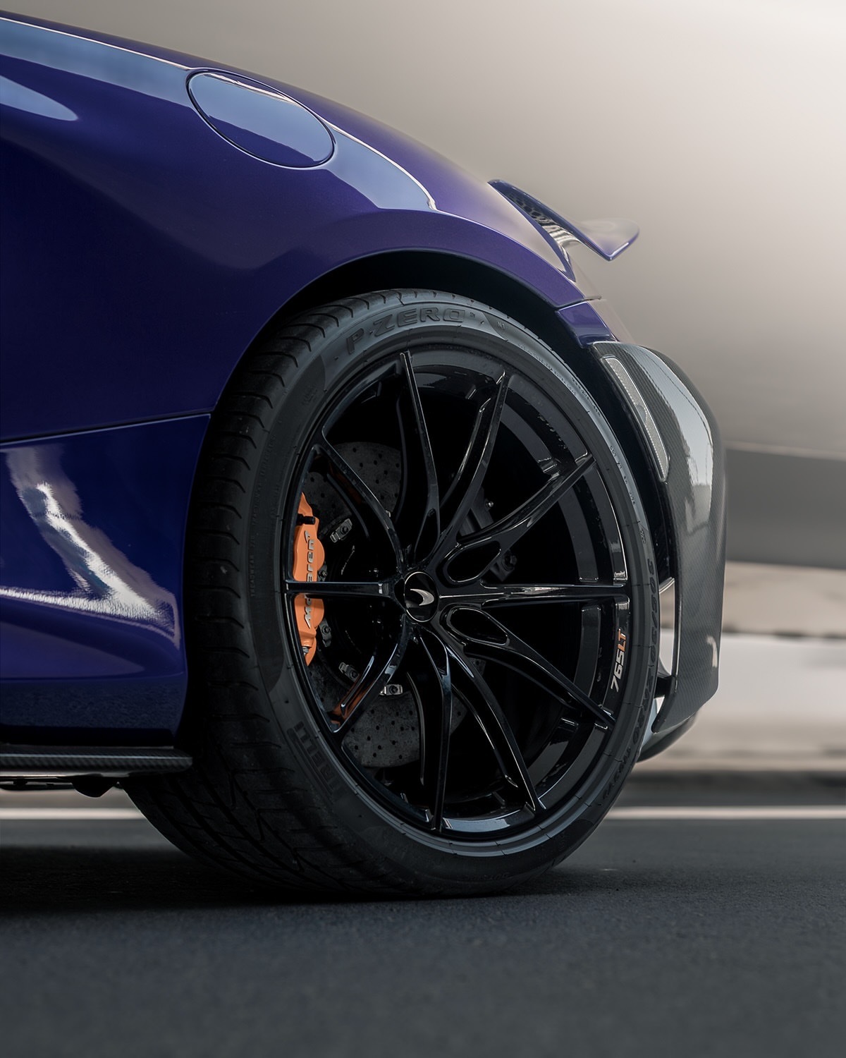 迈凯伦  McLaren 765Lt 以无畏工程定义..迈凯伦765lt老纪侃车