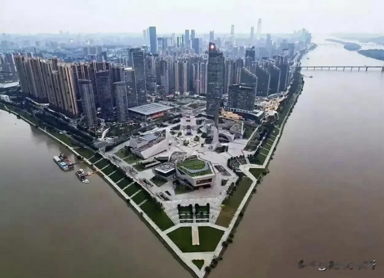 猜一下这是哪个城市？