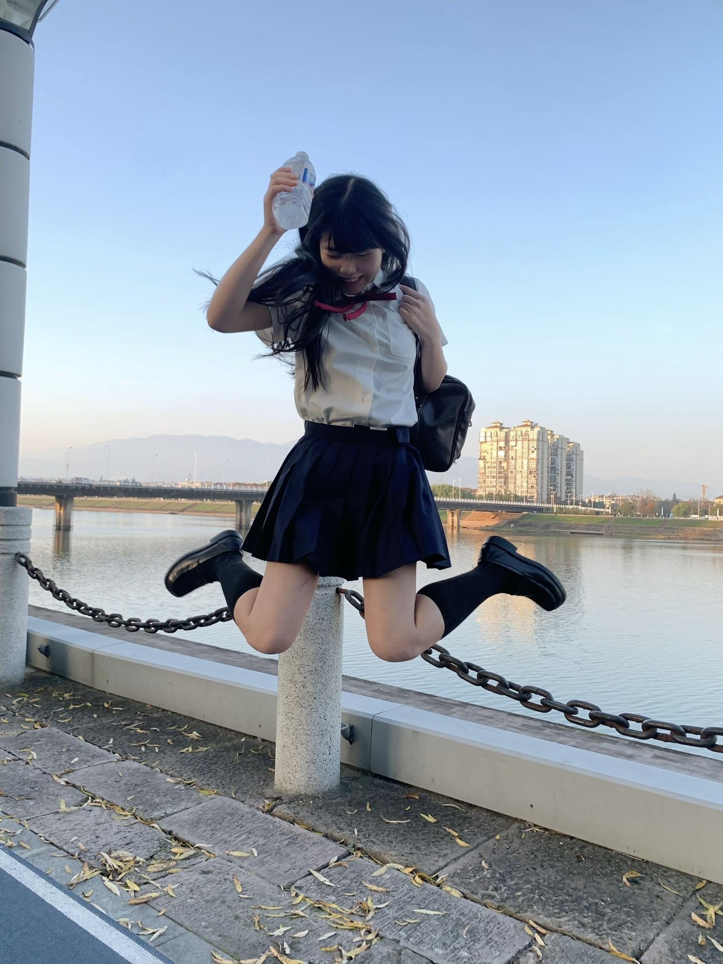 所有人 给我穿短袖。