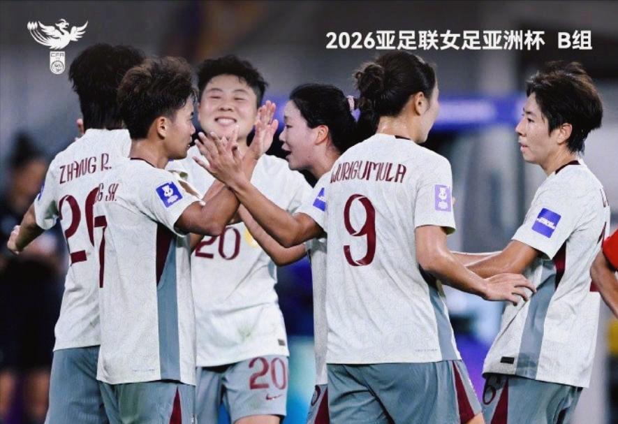 真是无奈，昨晚饭局，一位在足球圈跑消息的老友抿了口酒，低声说：别看中国女足赢球好